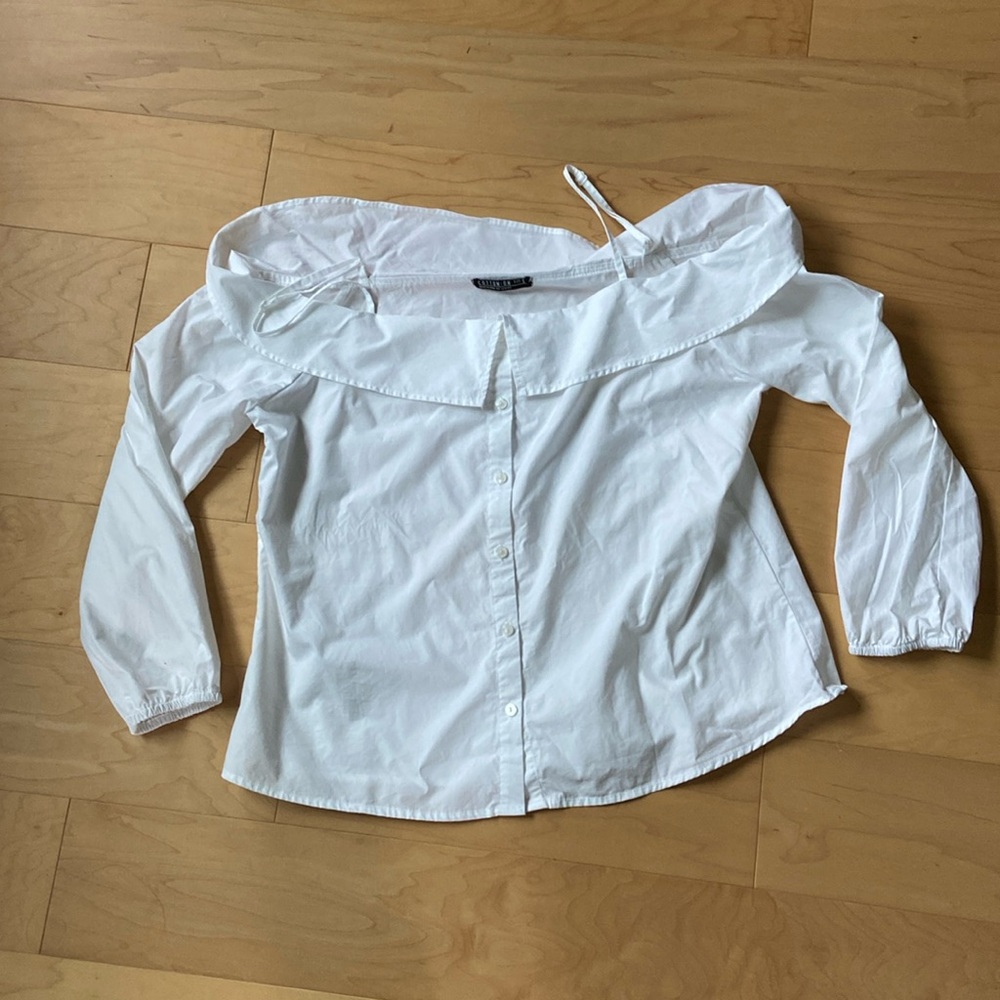 White cotton cold shoulder blouse